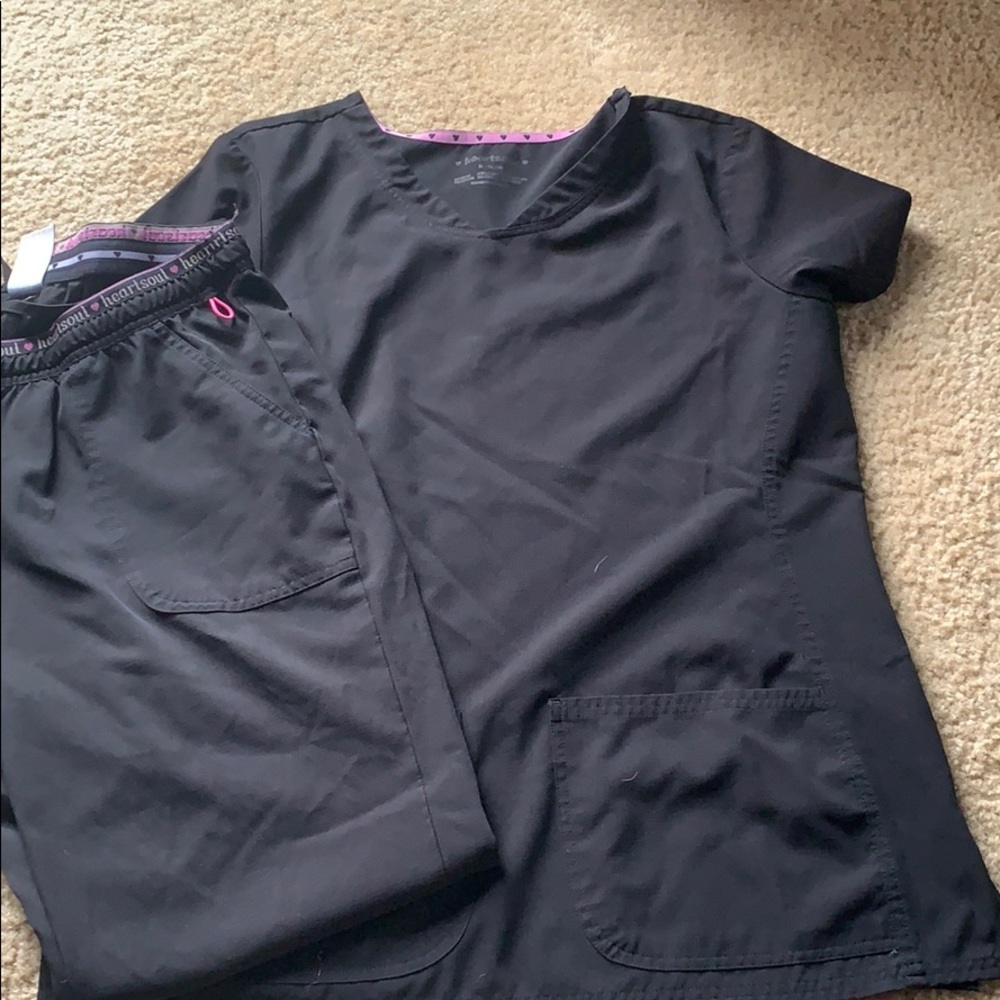 Heart and soul scrub set